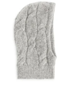 Alpaca-Blend Fitted Hood