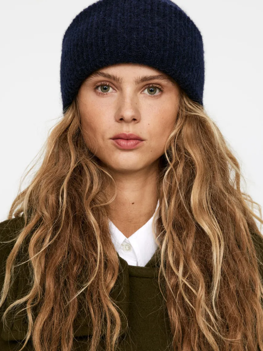 Alpaca-Merino Blend Beanie