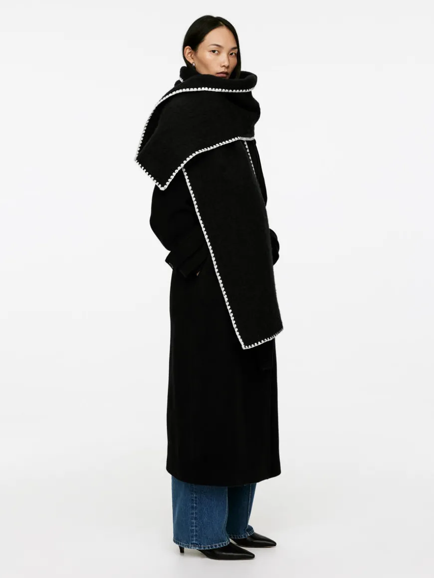 Blanket-Stitch Scarf