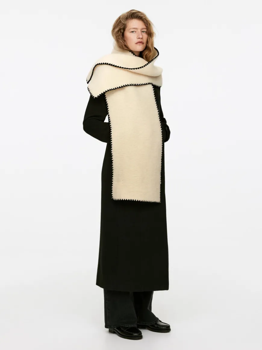 Blanket-Stitch Scarf