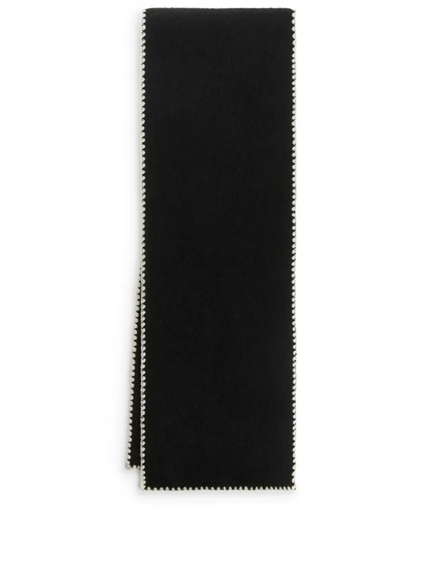 Blanket-Stitch Scarf