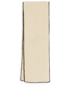 Blanket-Stitch Scarf