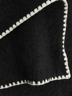 Blanket-Stitch Scarf