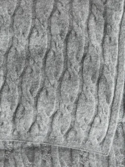 Cable-Knit Cashmere Scarf