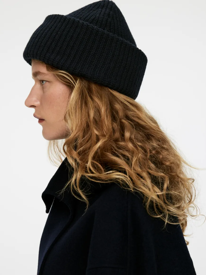 Double-Fold Wool Beanie