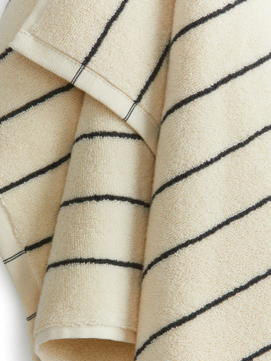 Hand Towel 50 X 70 Cm