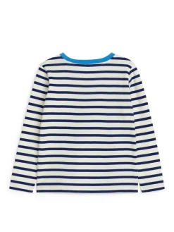 Long-Sleeved T-Shirt