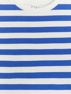 Long-Sleeved T-Shirt