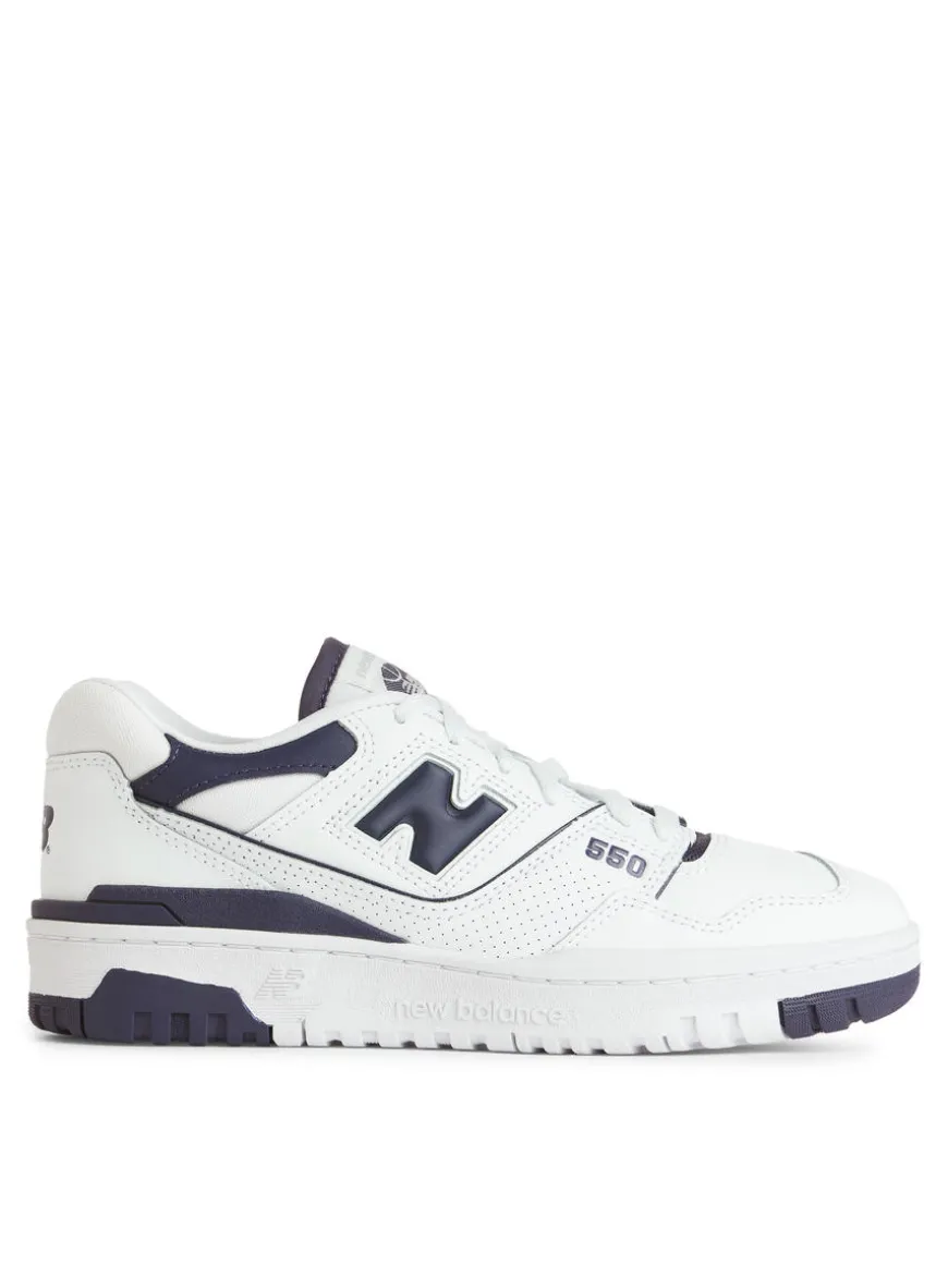 New Balance 550 Trainers
