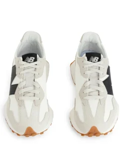 New Balance 327 Trainers