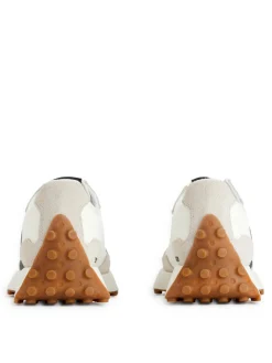 New Balance 327 Trainers