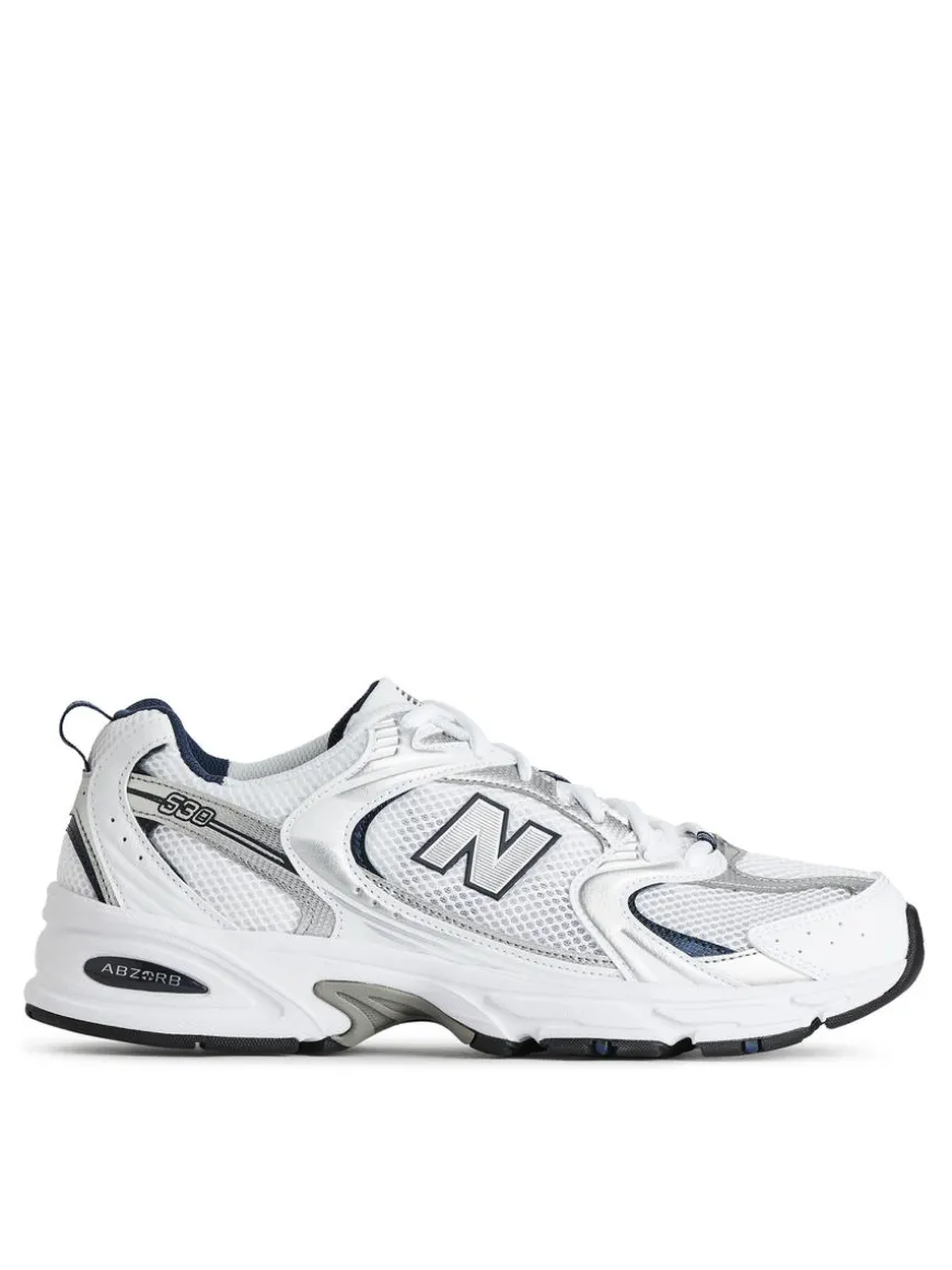 New Balance 530 Trainers