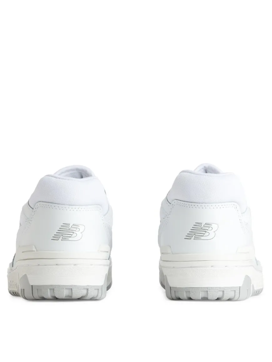 New Balance 550 Trainers