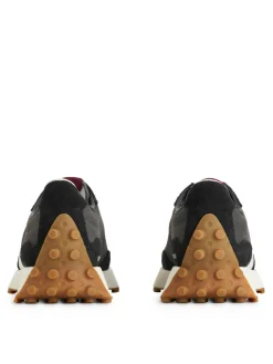 New Balance 327 Trainers