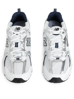 New Balance 530 Trainers