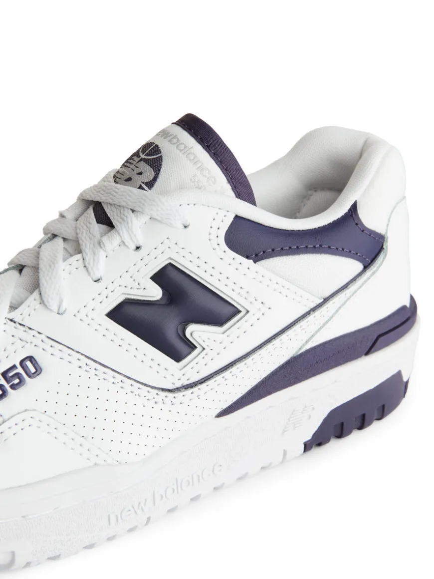 New Balance 550 Trainers