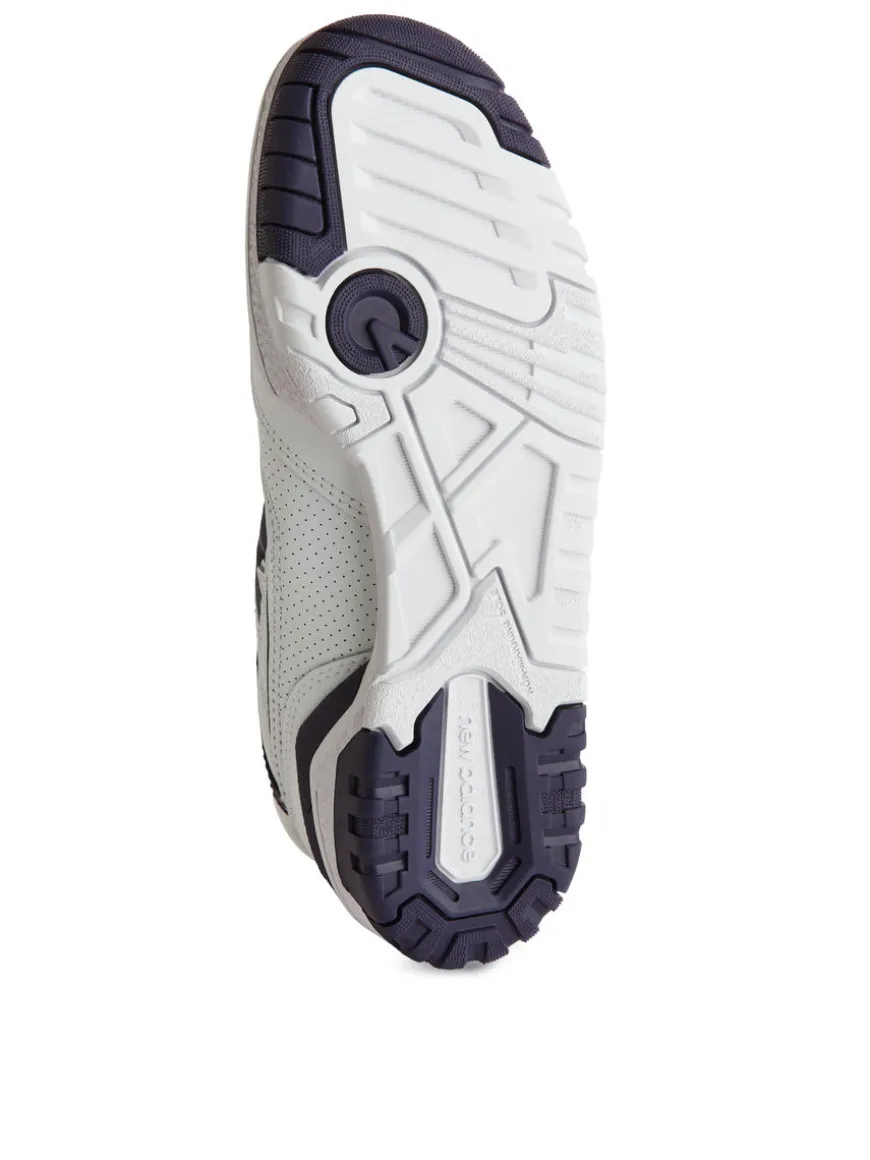 New Balance 550 Trainers