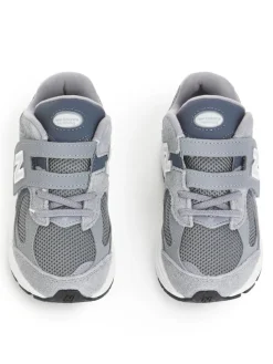 New Balance 2002 Youth Trainers