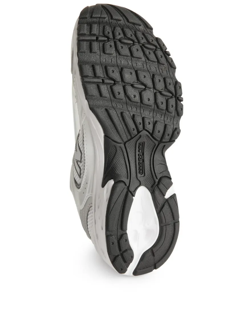 New Balance 530 Youth Trainers