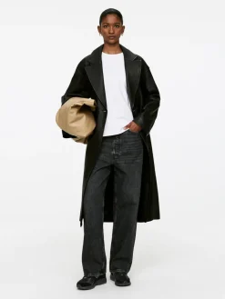 New Balance 2002R Trainers