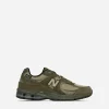 New Balance 2002R Trainers