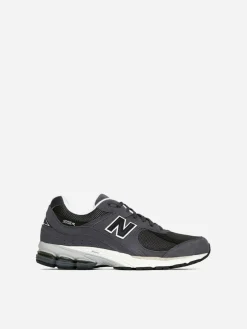 New Balance 2002R Trainers