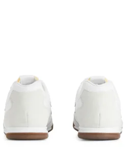 New Balance RC42 Trainers