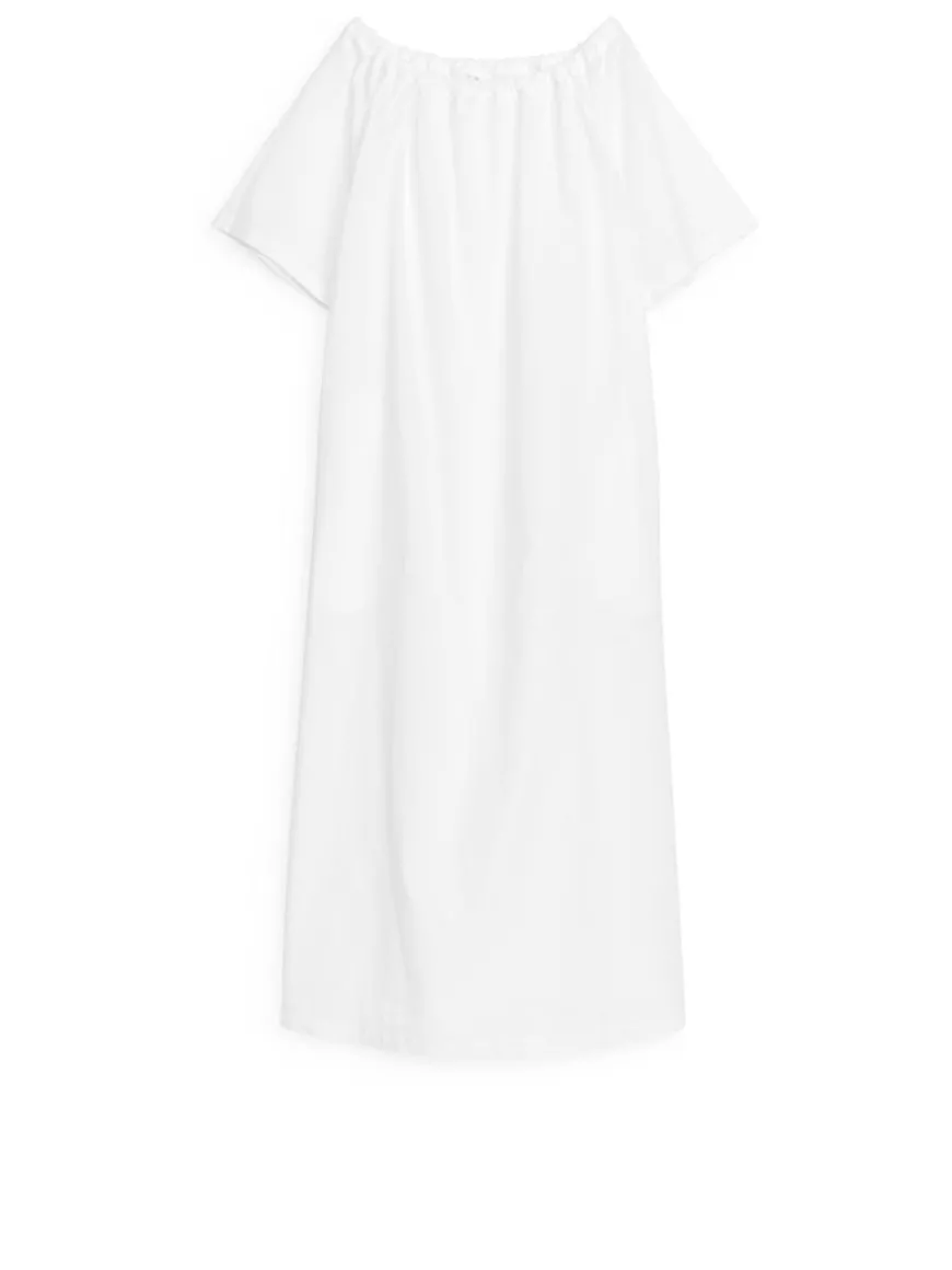 Off-Shoulder Maxi Dress