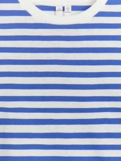 Oversized Long-Sleeved T-Shirt