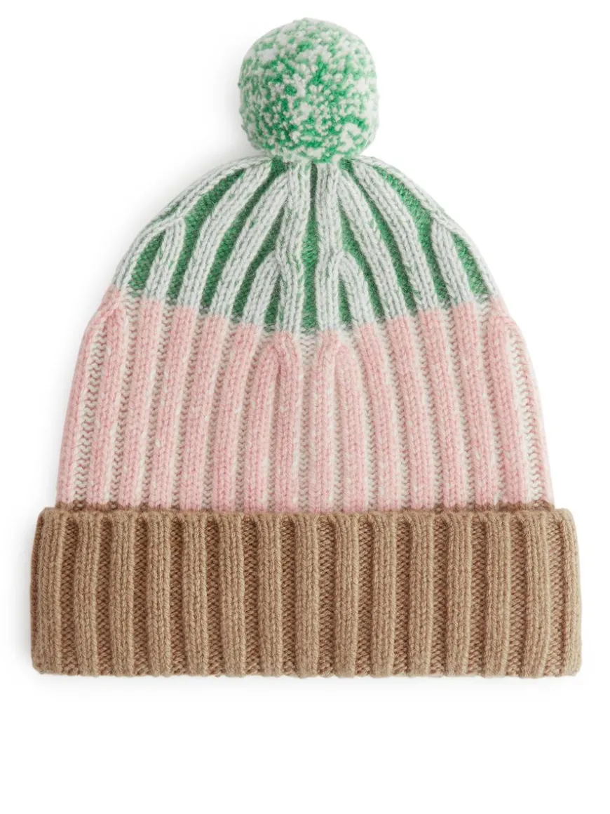 Pom-Pom Wool Beanie