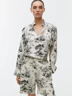 Printed Pull-On Shorts