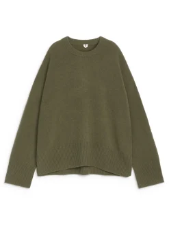 Relaxed Cashmere-Wool Jumper