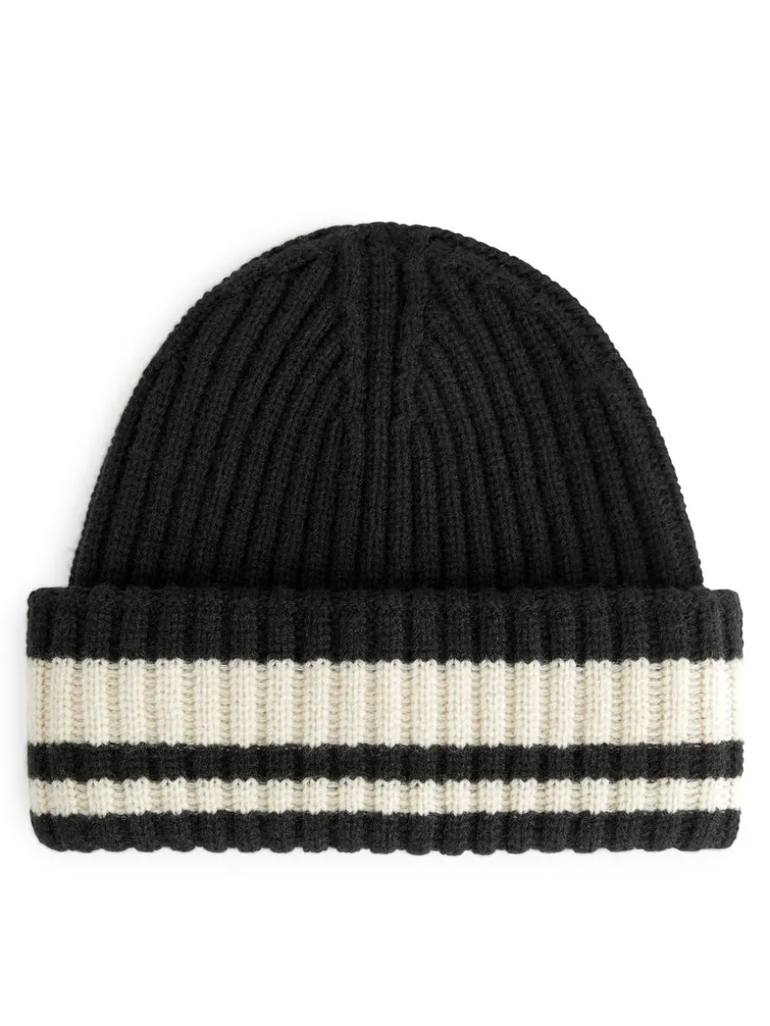 Ribbed Beanie