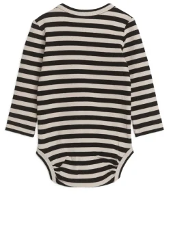 Ribbed Long-Sleeve Bodysuit