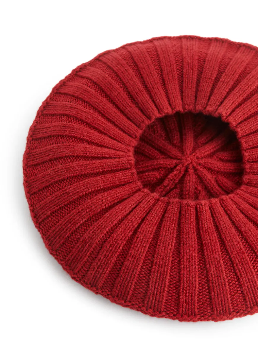 Rib-Knitted Wool Beret