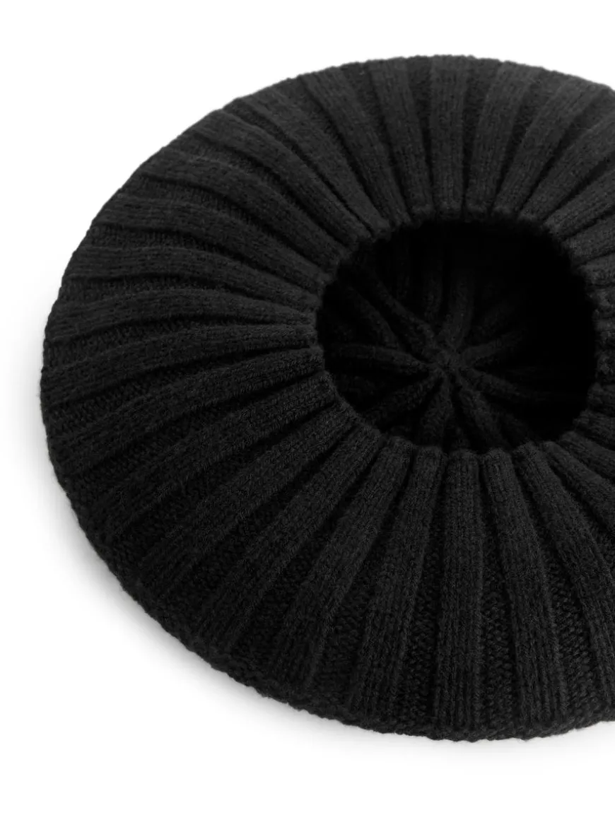 Rib-Knitted Wool Beret