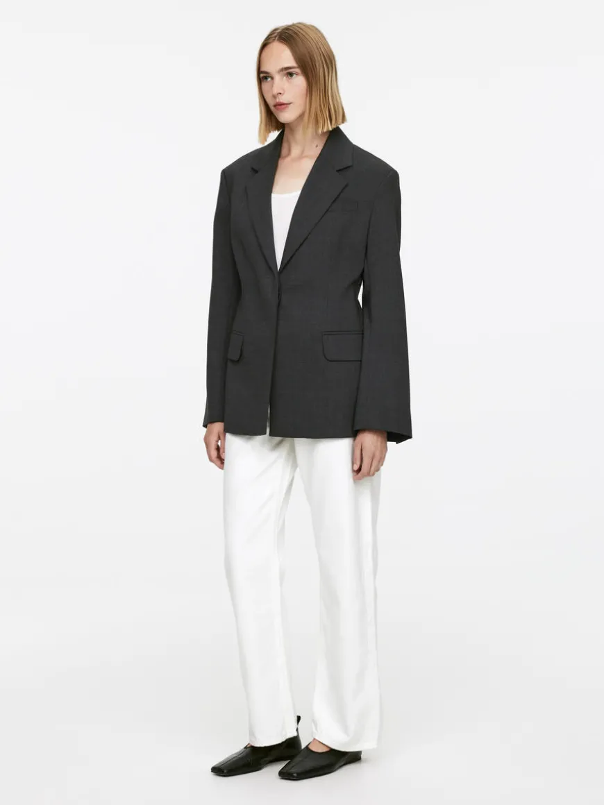Slim Single-Breasted Blazer