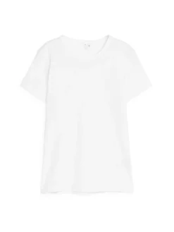 Slim-Fit T-Shirt