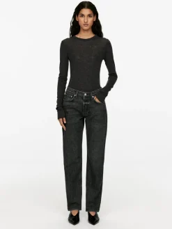 SNOW Slim Straight Jeans