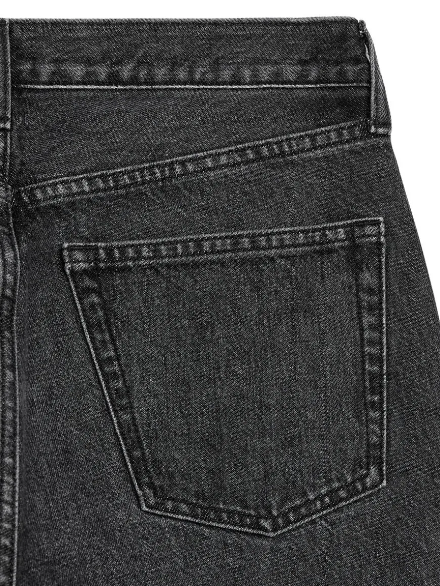 SNOW Slim Straight Jeans