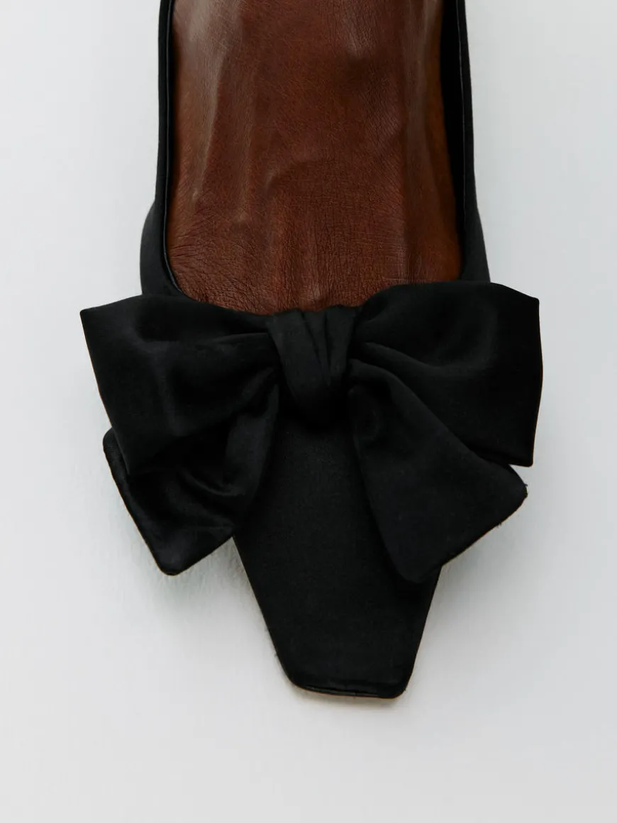 Soft Bow Slingback Pumps