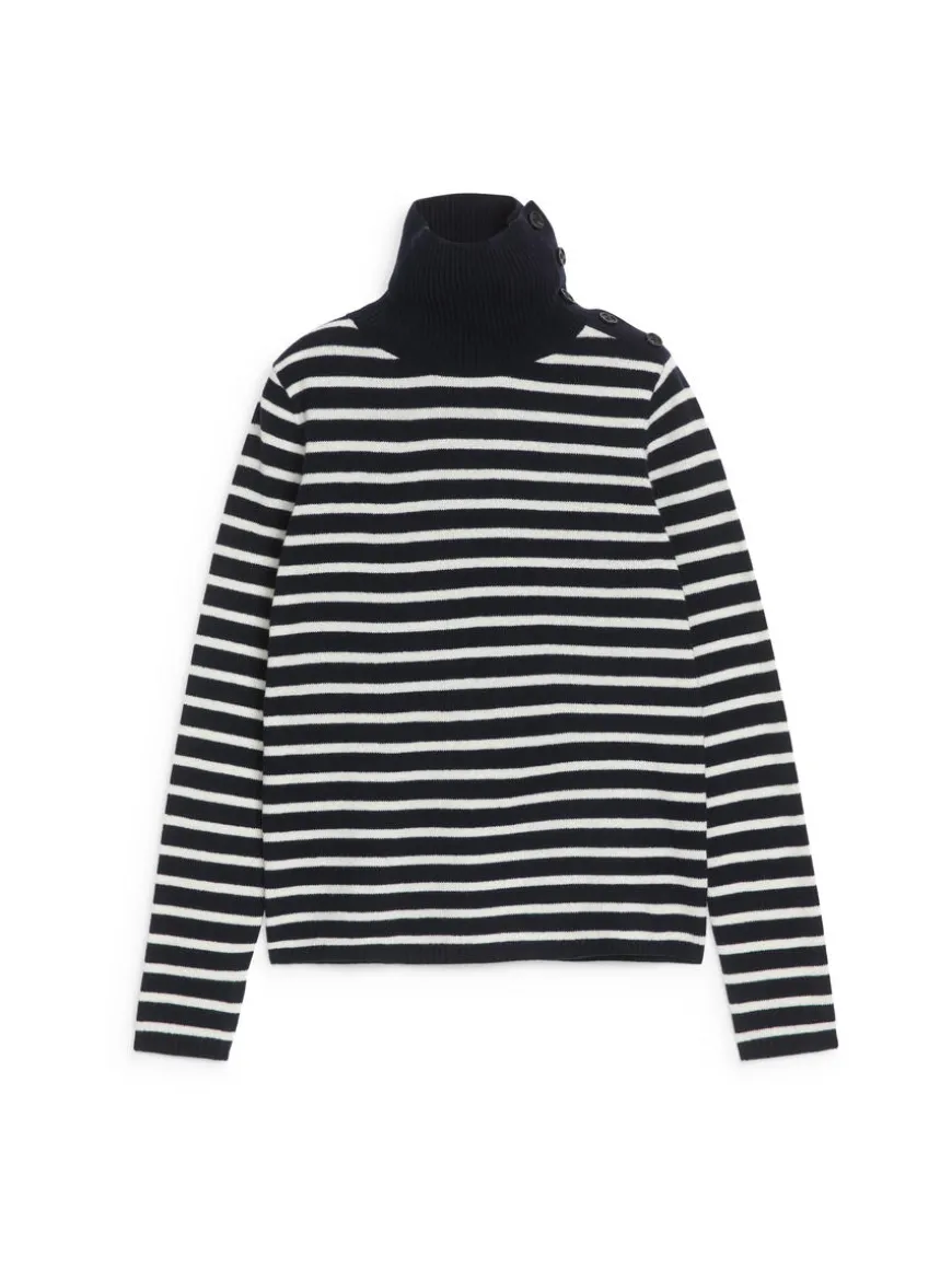 Soft Merino Wool Roll-Neck