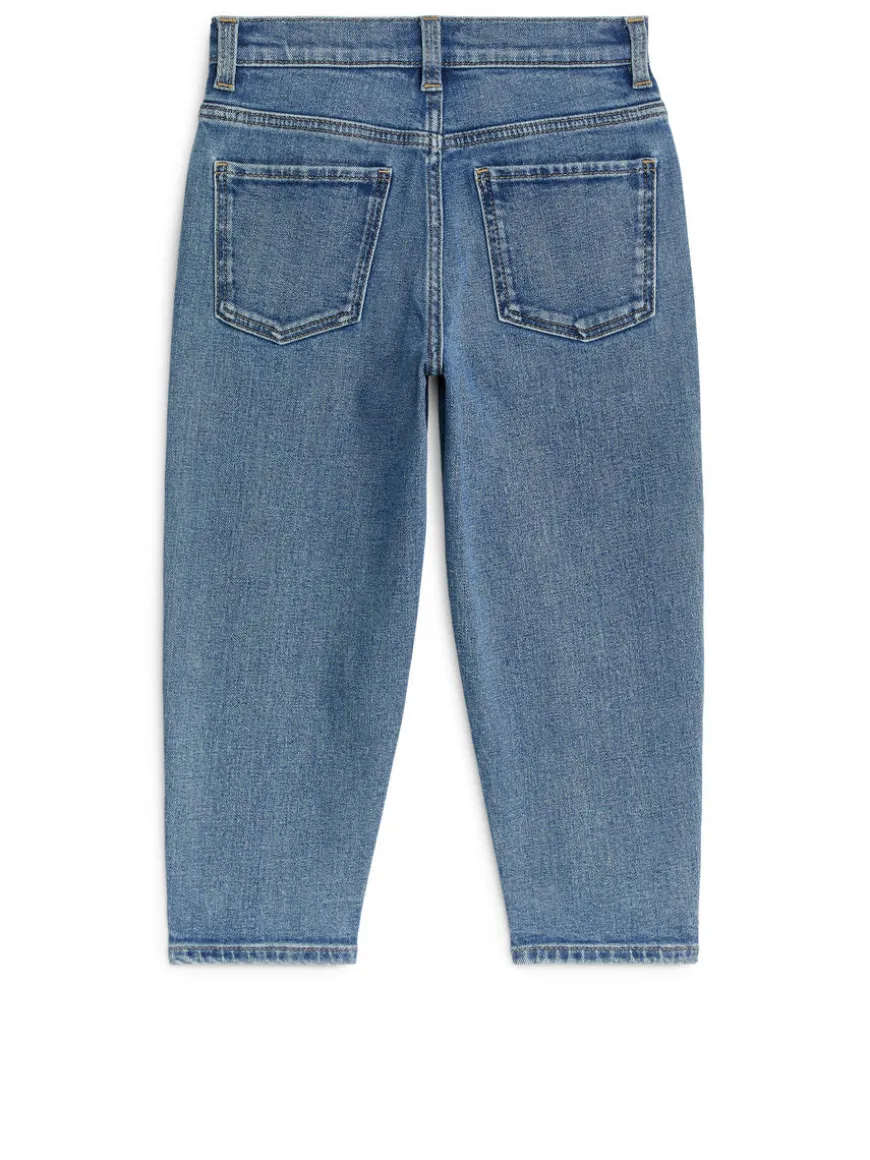 Tapered Stretch Jeans