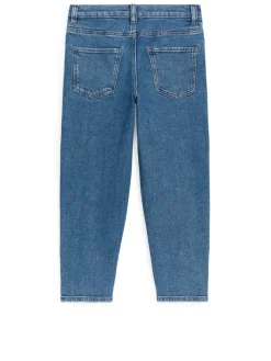 Tapered Stretch Jeans