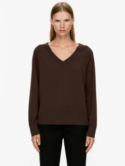 V-Neck Merino Jumper