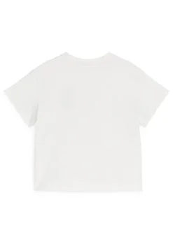 Wide-Fit T-Shirt